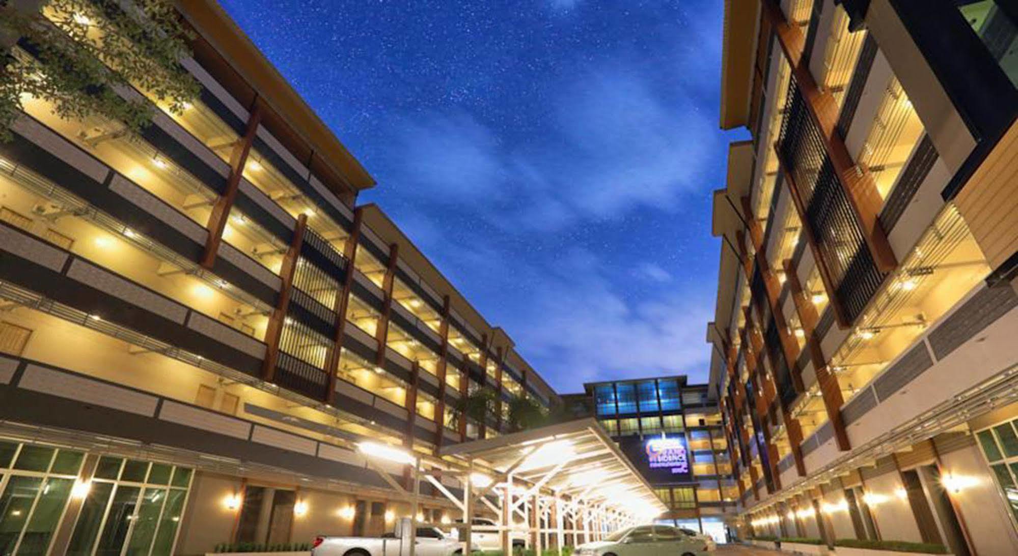 The Grand Residence Nakhonratchasima Exterior foto